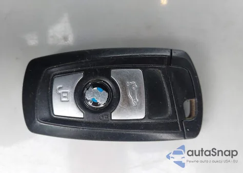 2013 BMW 328I xDrive from USA, damaged, VIN WBA3B5G56DNS03289